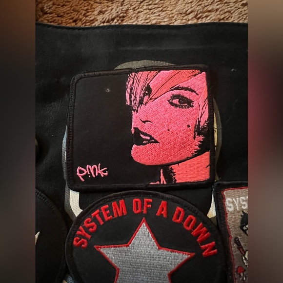 Black Crossbody Bag with Patches - Music Bands - Picture 4 of 8